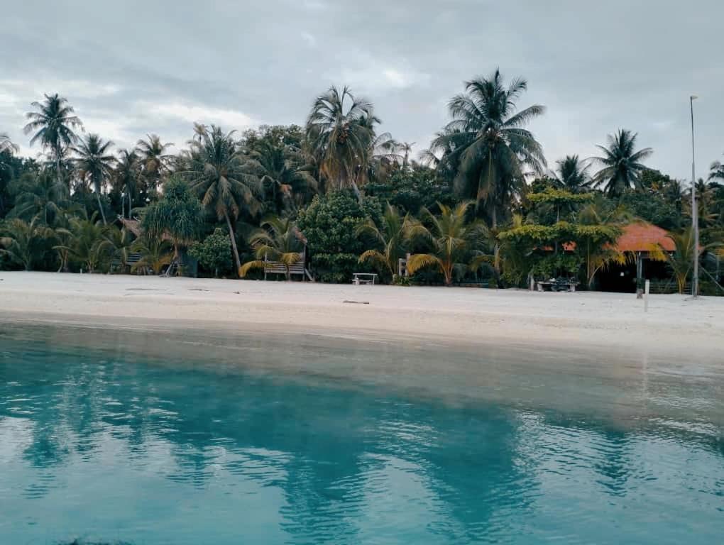 Palambak Paradise Resort Pulau Banyak Pulau Palambakbesar Exterior photo